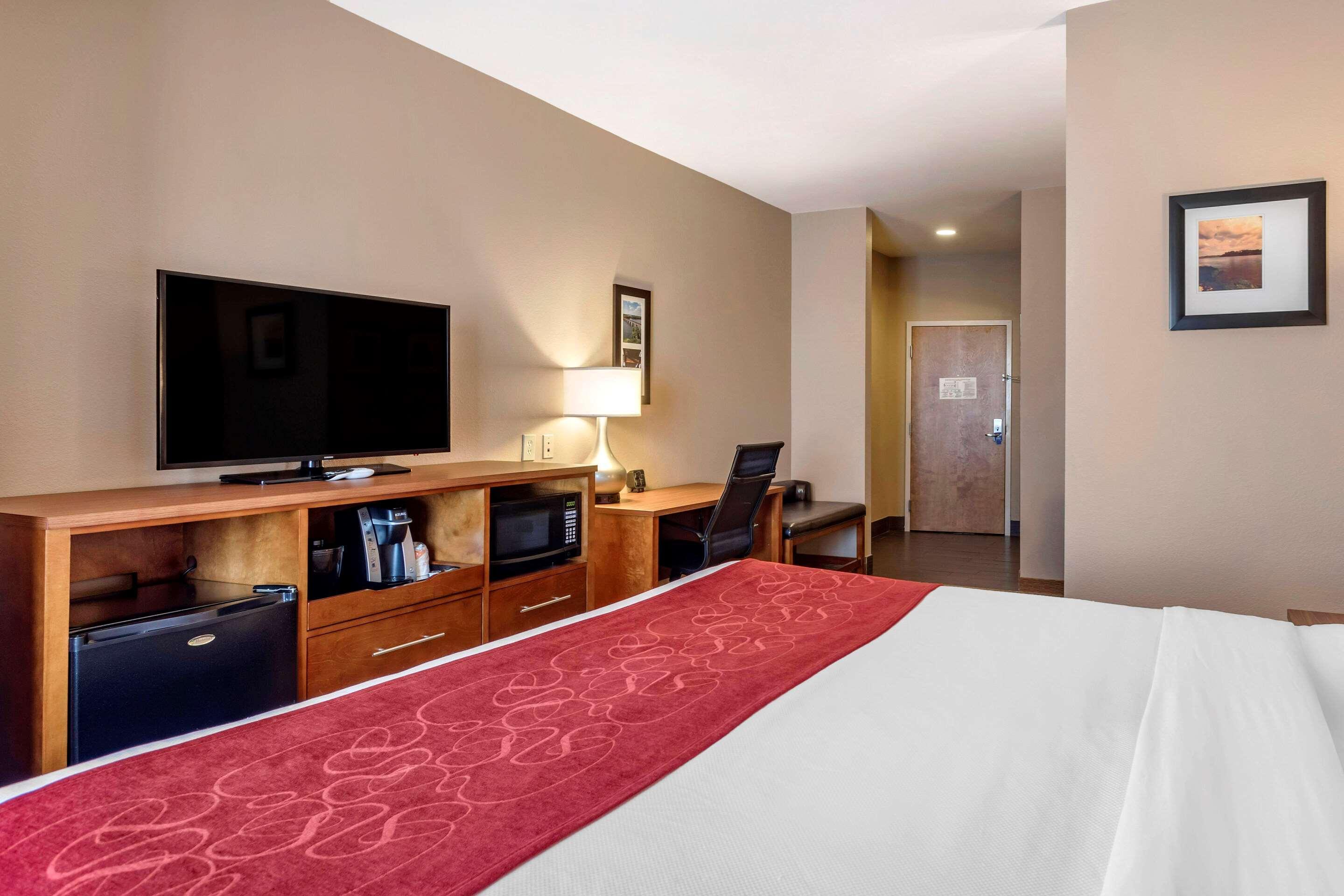 Comfort Suites Florence Shoals Area מראה חיצוני תמונה