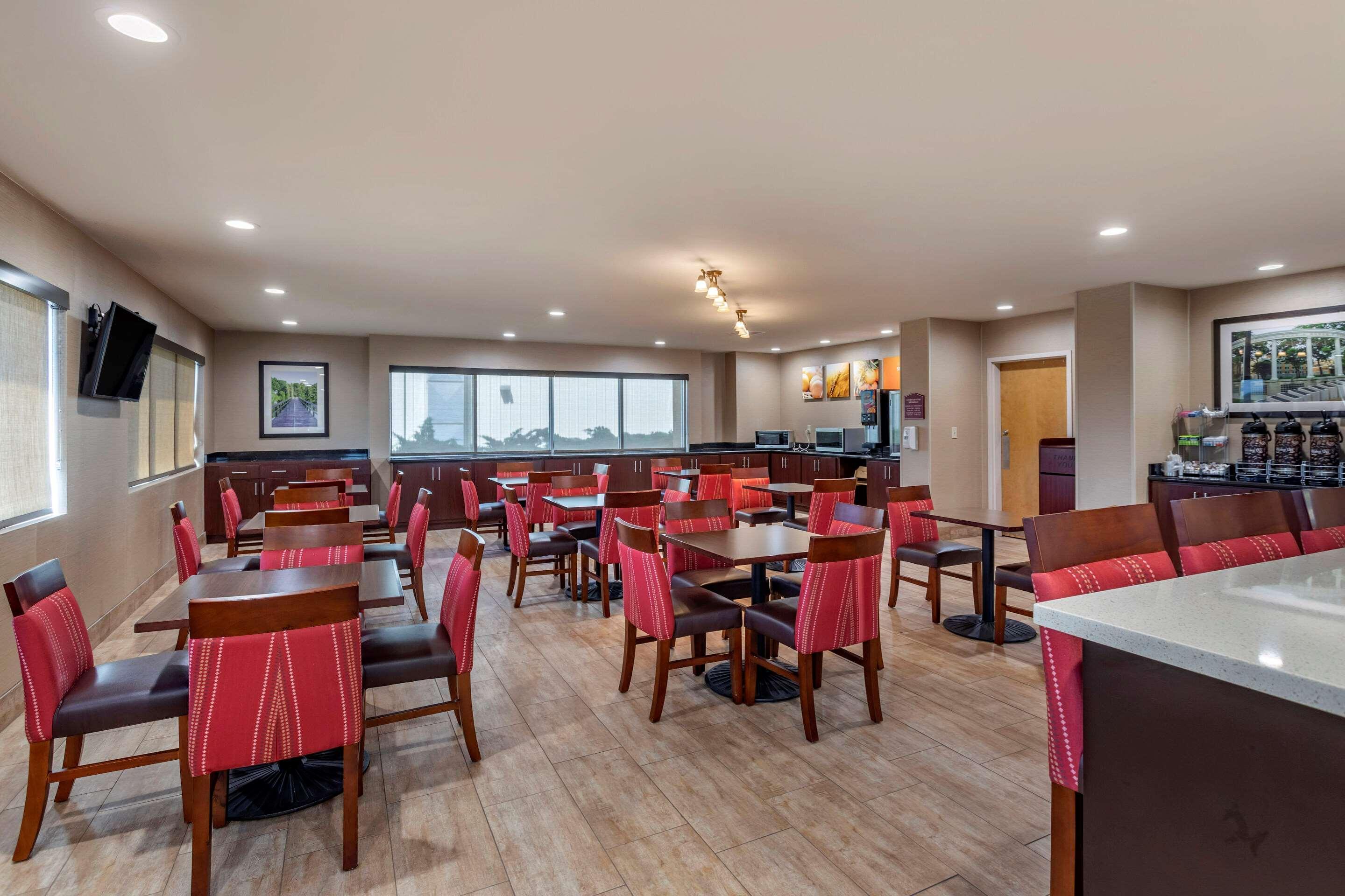 Comfort Suites Florence Shoals Area מראה חיצוני תמונה